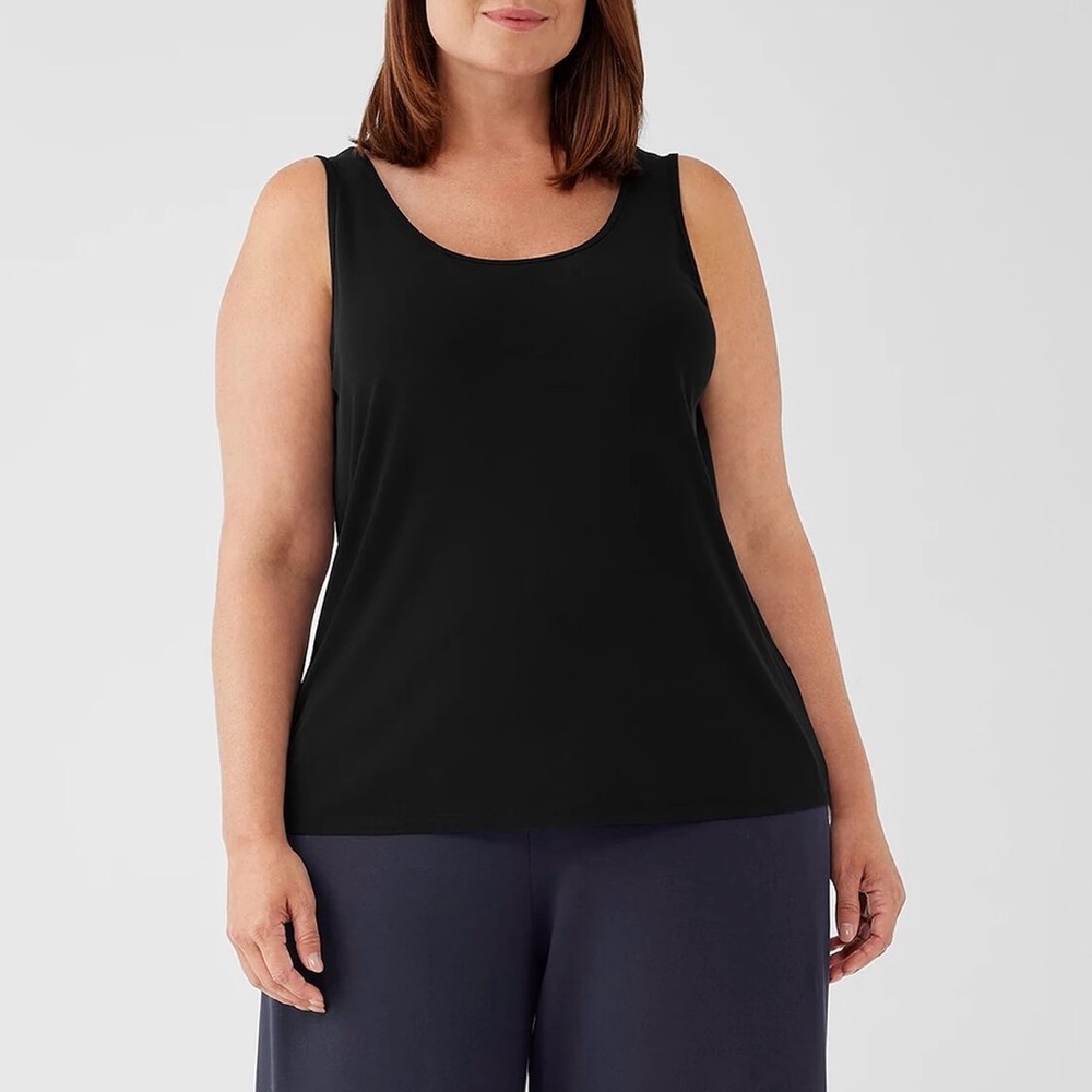 Eileen Fisher 100% silk scoop neck tunic tank top. 🖤